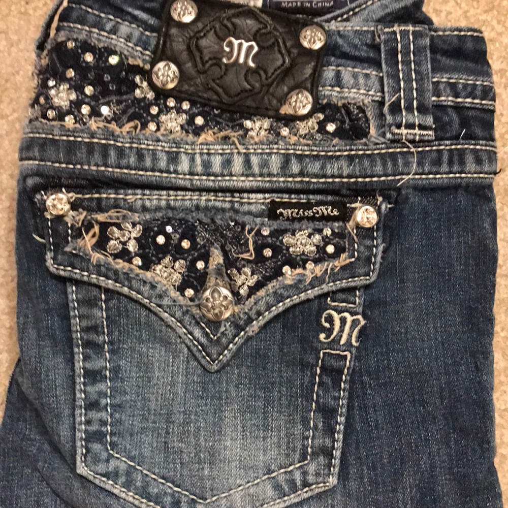 Excellent condition Miss Me jeans size 32